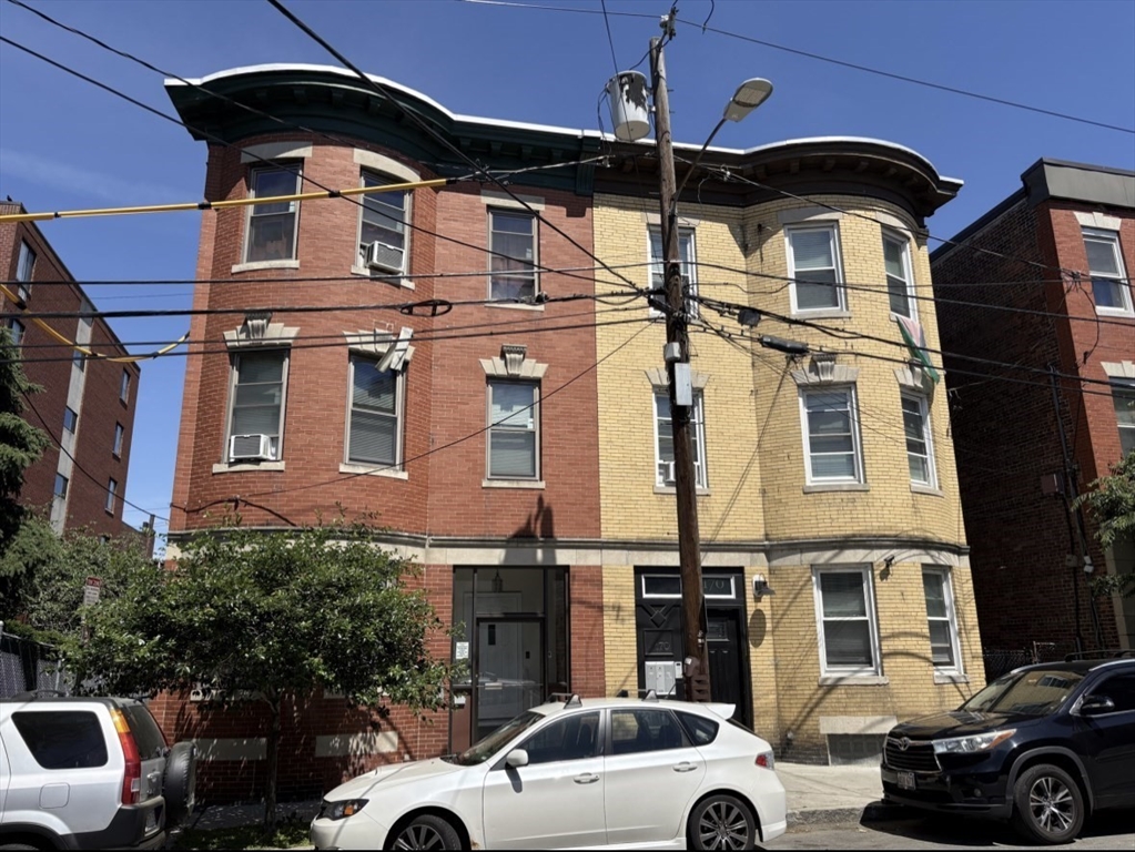 168 Pearl Street in Chelsea