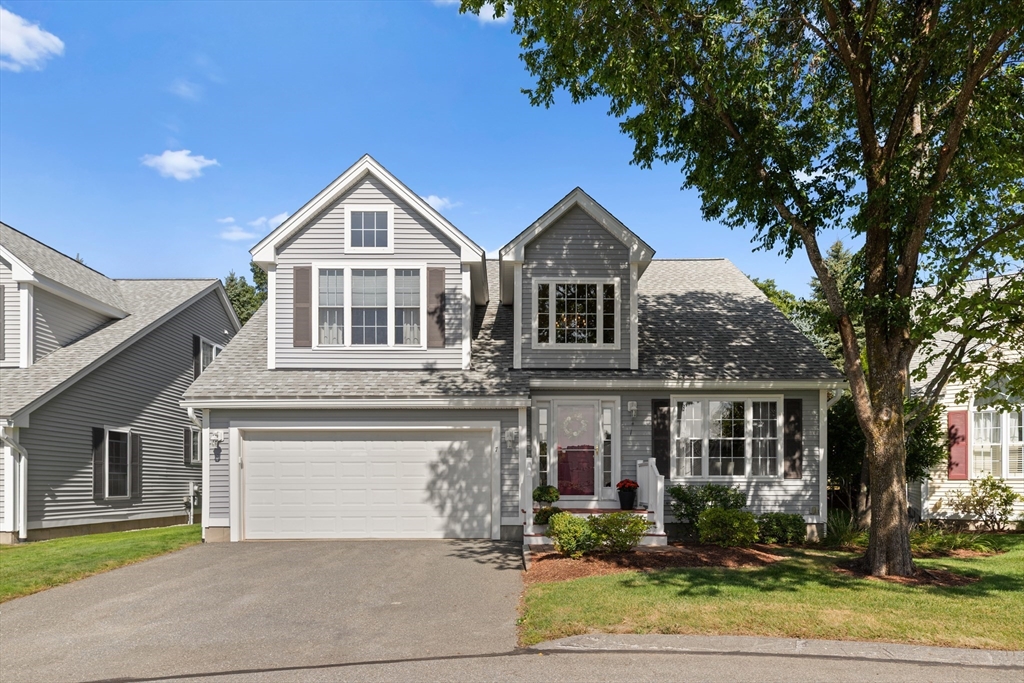 7 Dornoch Cir #7 in North Chelmsford