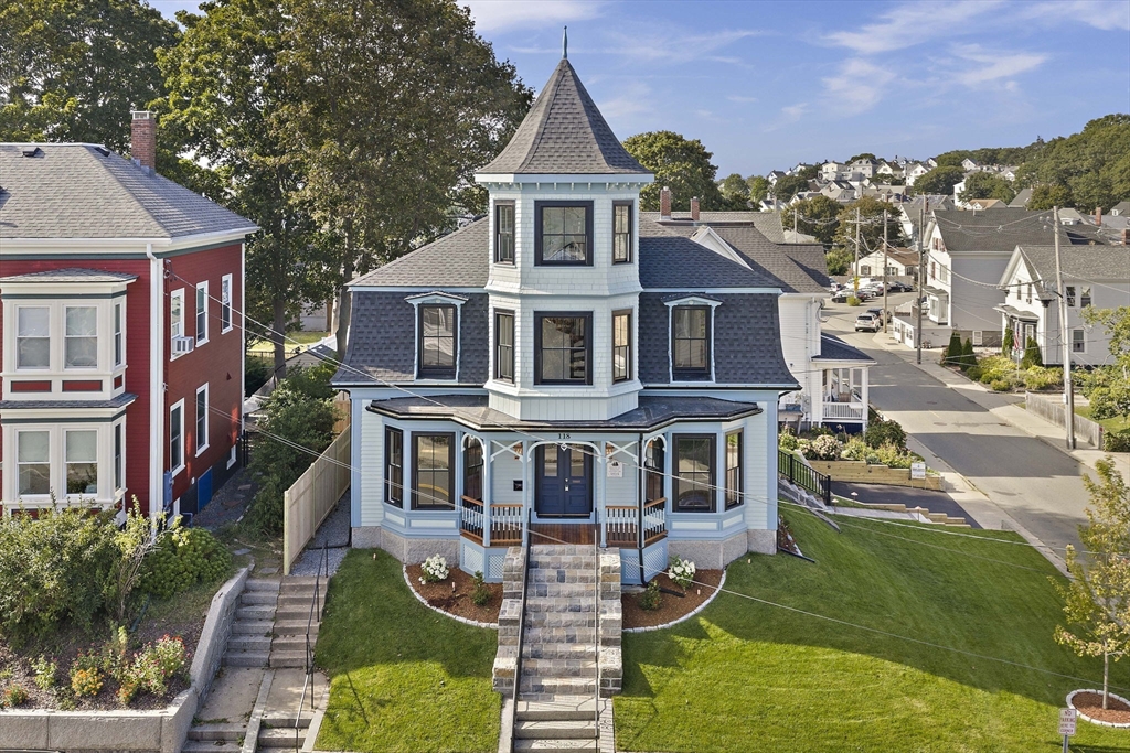 118 Prospect St in Gloucester