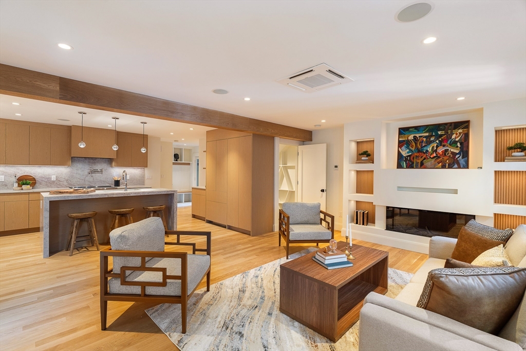 9B Mt. Auburn Street #B in Cambridge