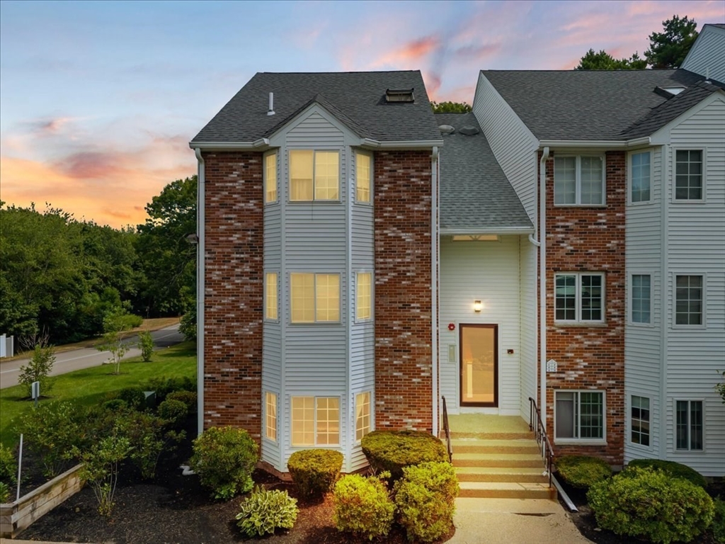 116 Tall Oaks Drive #A in South Weymouth