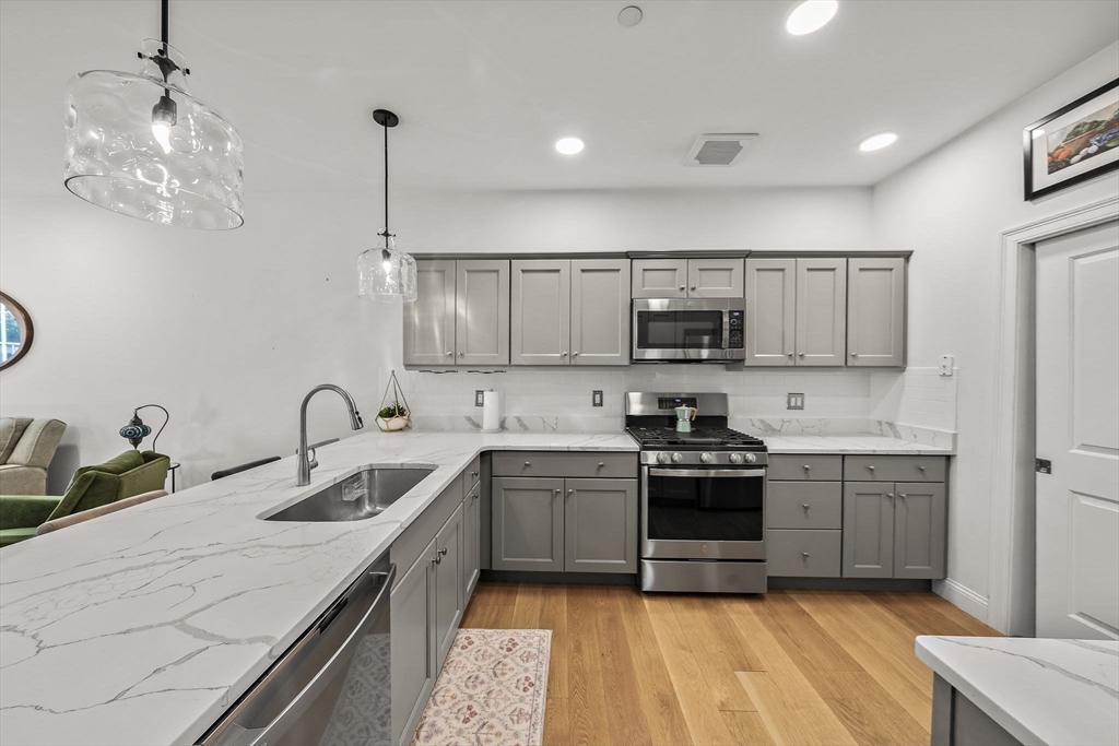 200 Revere St #4105 in Canton
