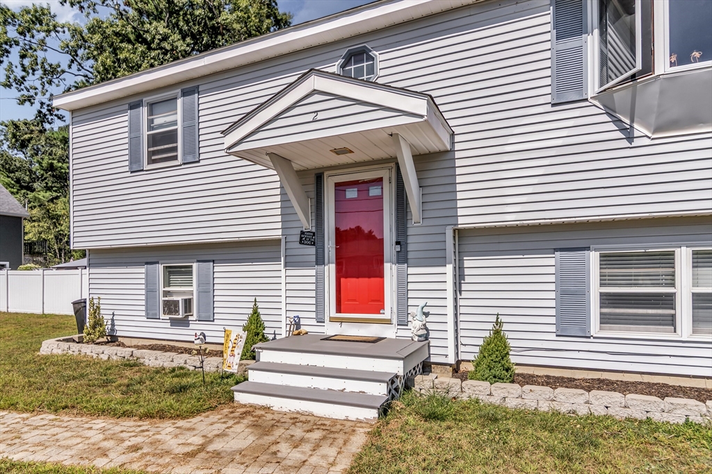 2 Pine St in Salisbury