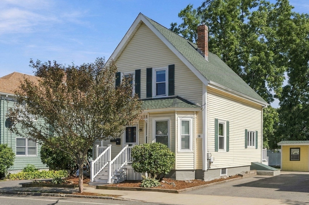 18 Kernwood Ave in Beverly