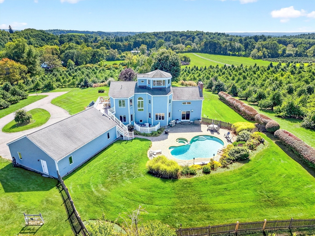 236 Old Ayer Rd in Groton