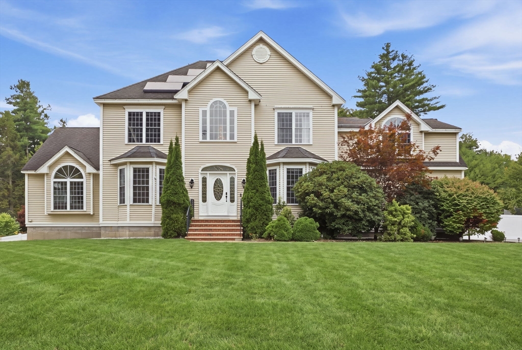 18 Loon Hill Rd in Ayer