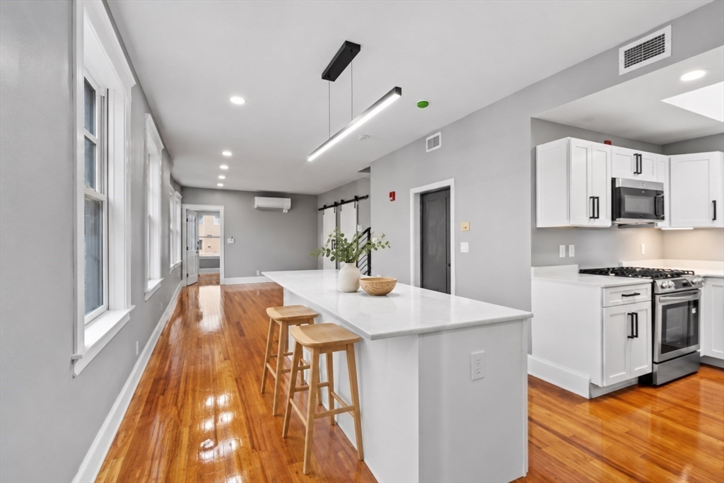 160 Merrimack St #D in Lowell