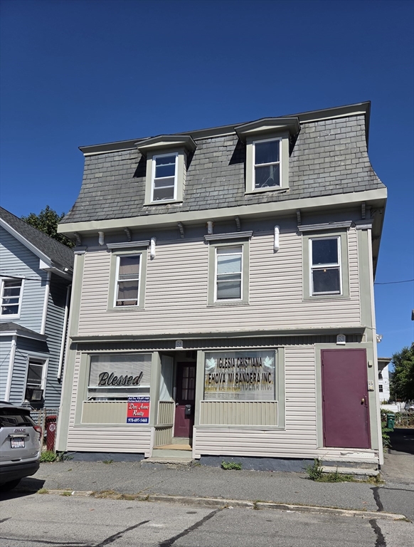63-65 Lakeview in Lowell