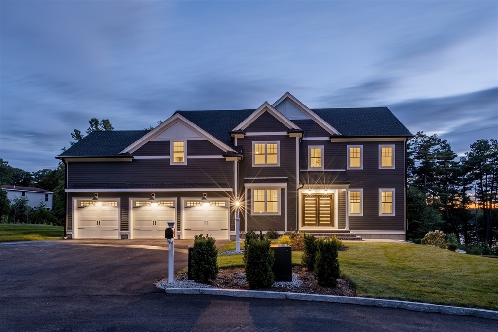 20 Magnolia Road in Natick