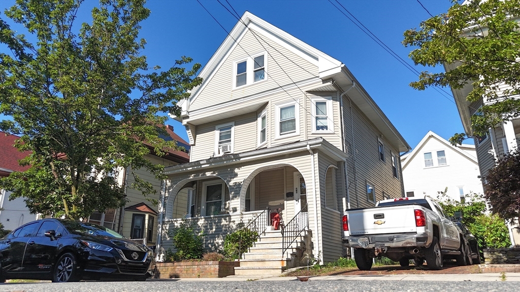 40 Baker Road in Everett