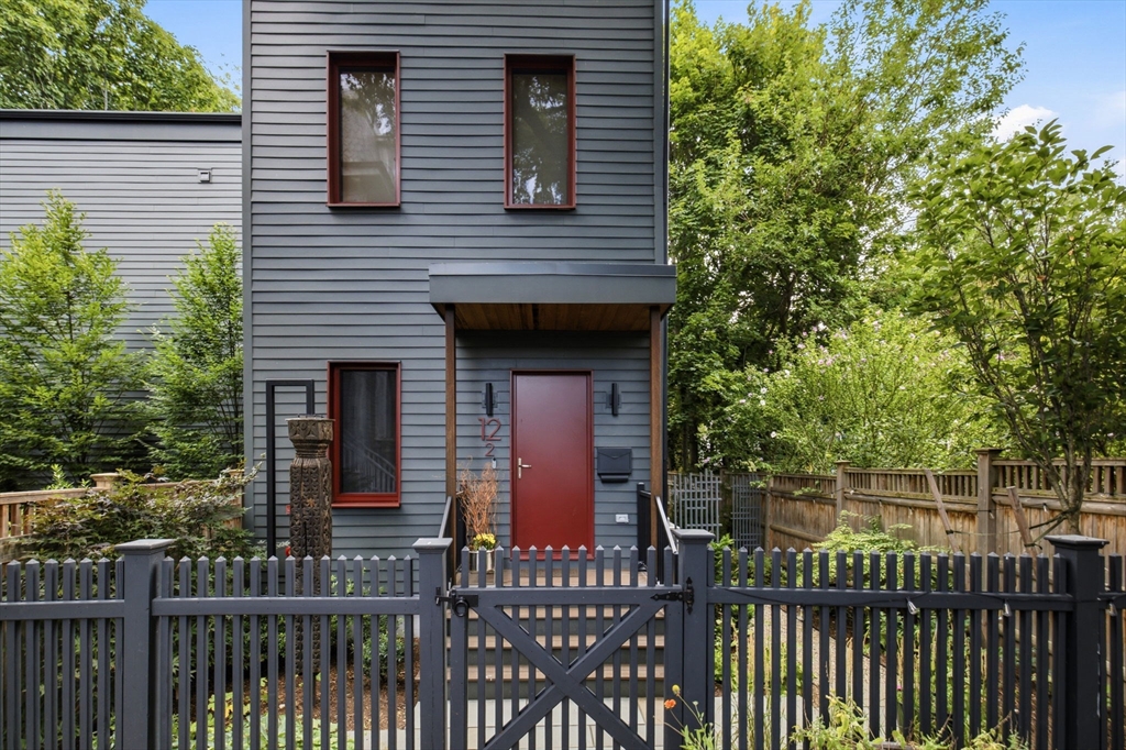 12 Fayette Street (Rear) in Cambridge