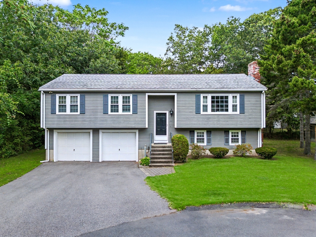 23 Evergreen Way in Dedham