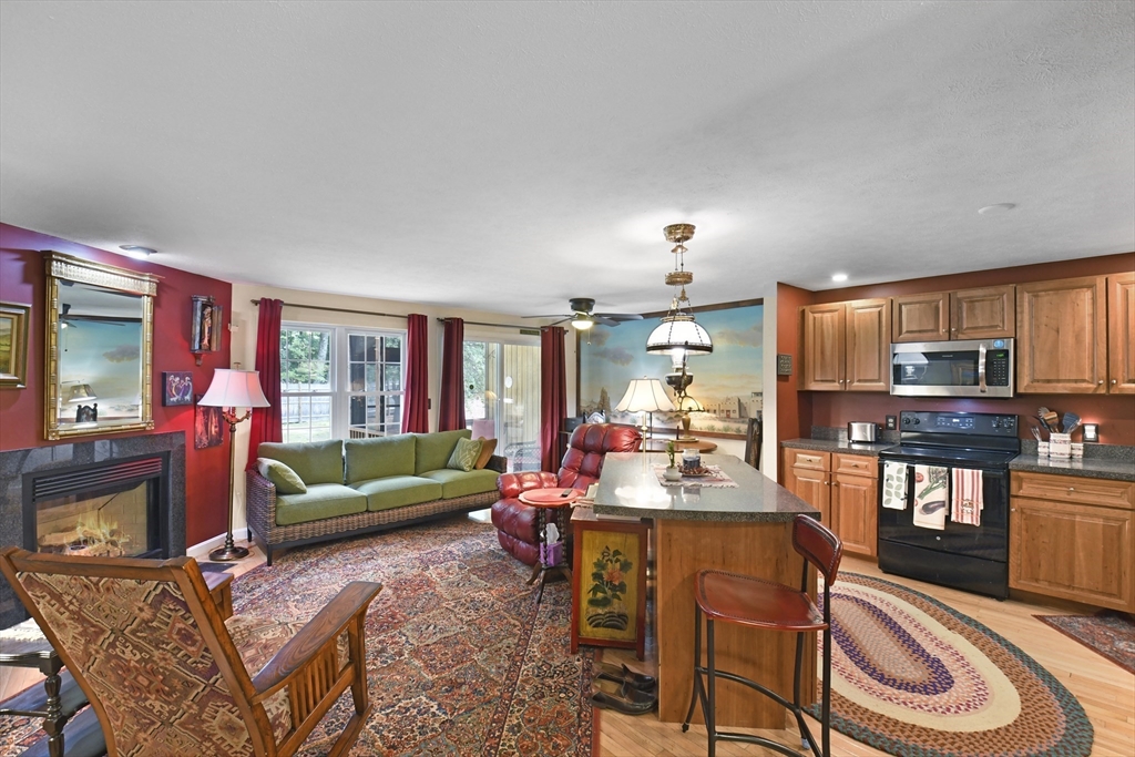 35 Belgian Ln #35 in Leominster