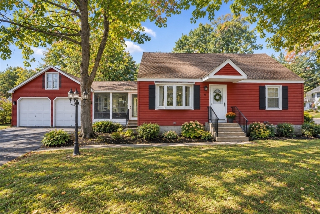 19 Capitol St in Methuen