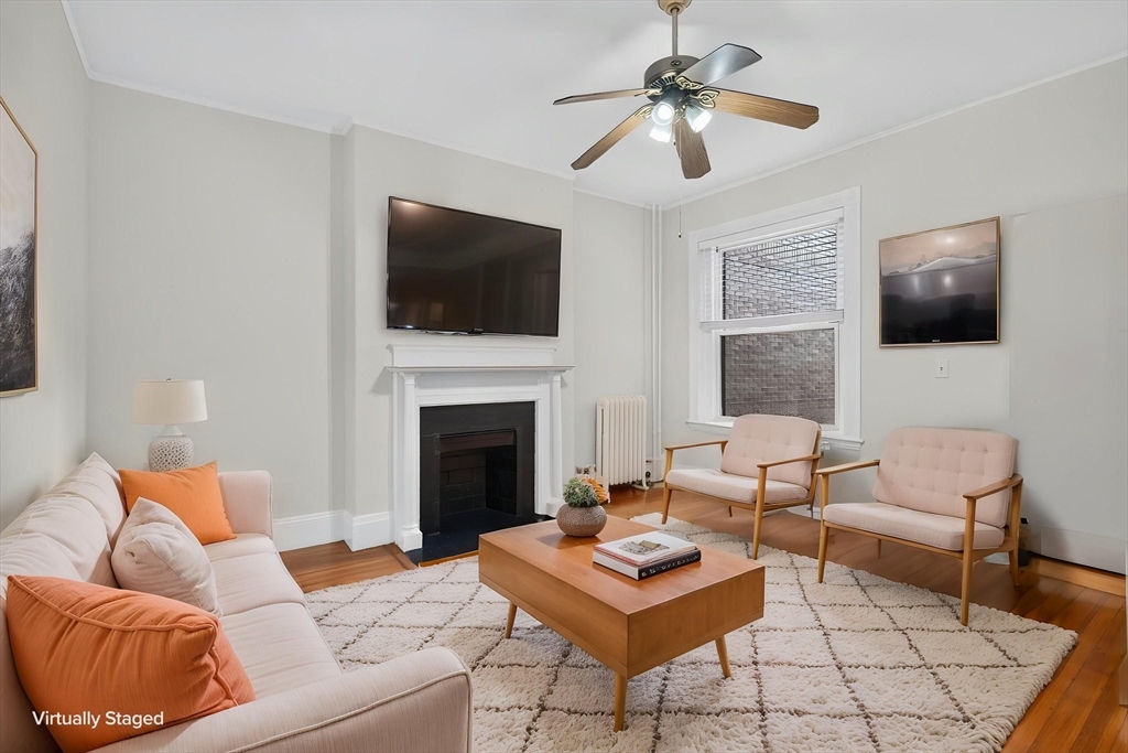 24 Peterborough St #8 in Boston