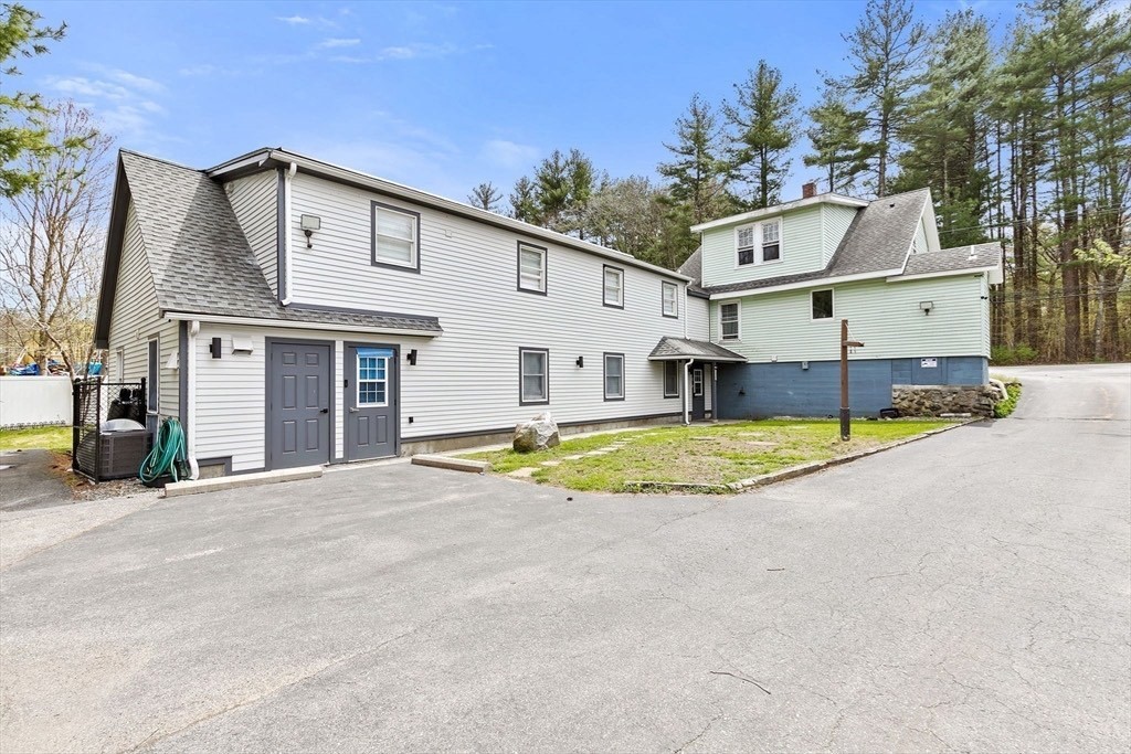 137 Westboro Rd in North Grafton