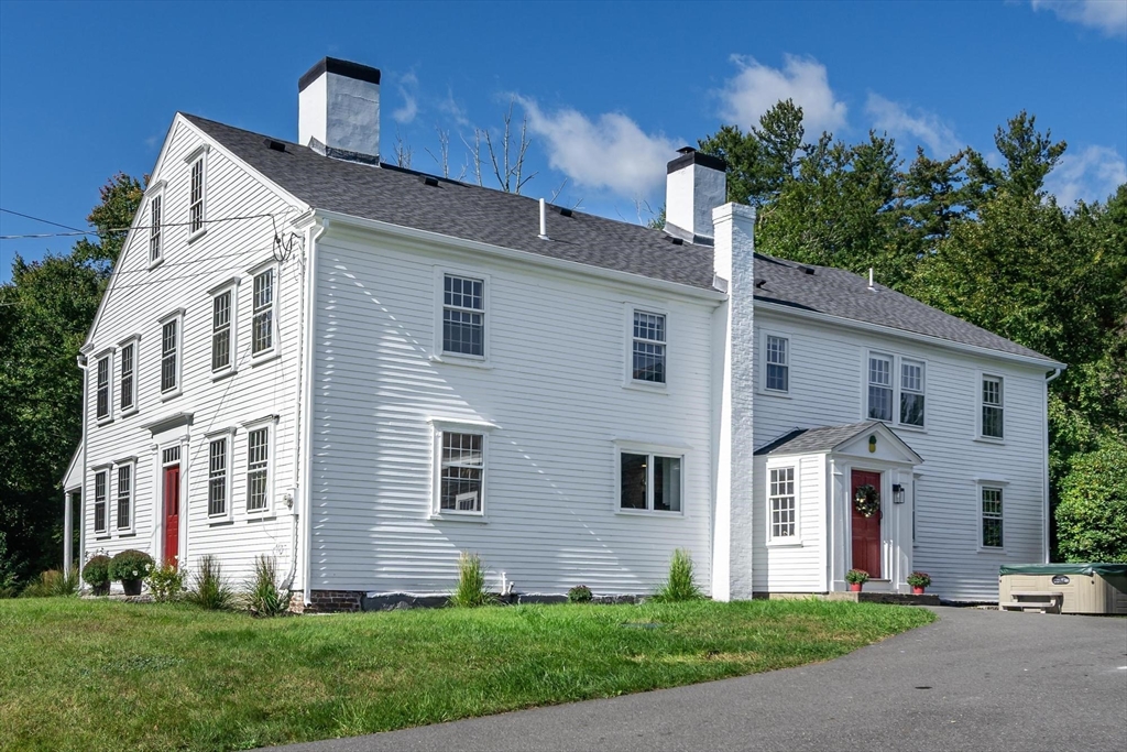 321 Princeton Rd in Sterling