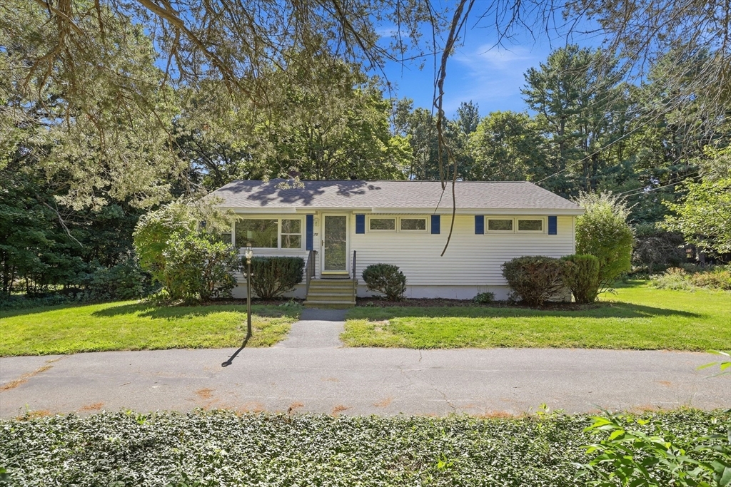 75 Proctor Road in Chelmsford