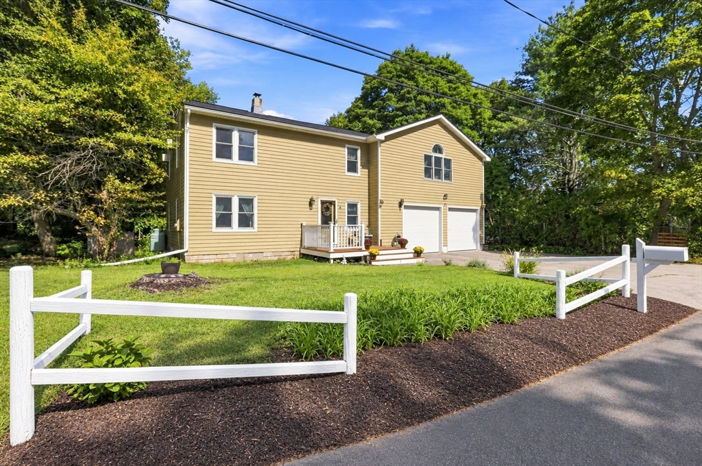 7 Chute Rd in Byfield