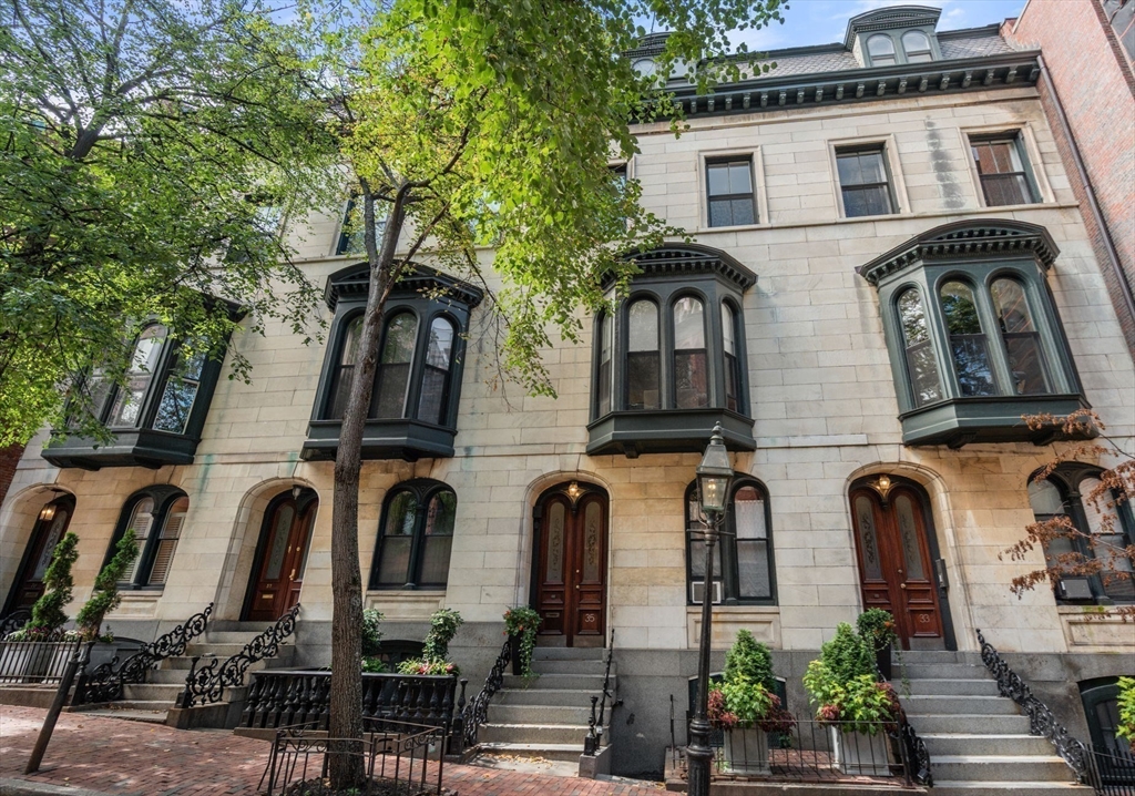 35 Hancock St #3 in Boston