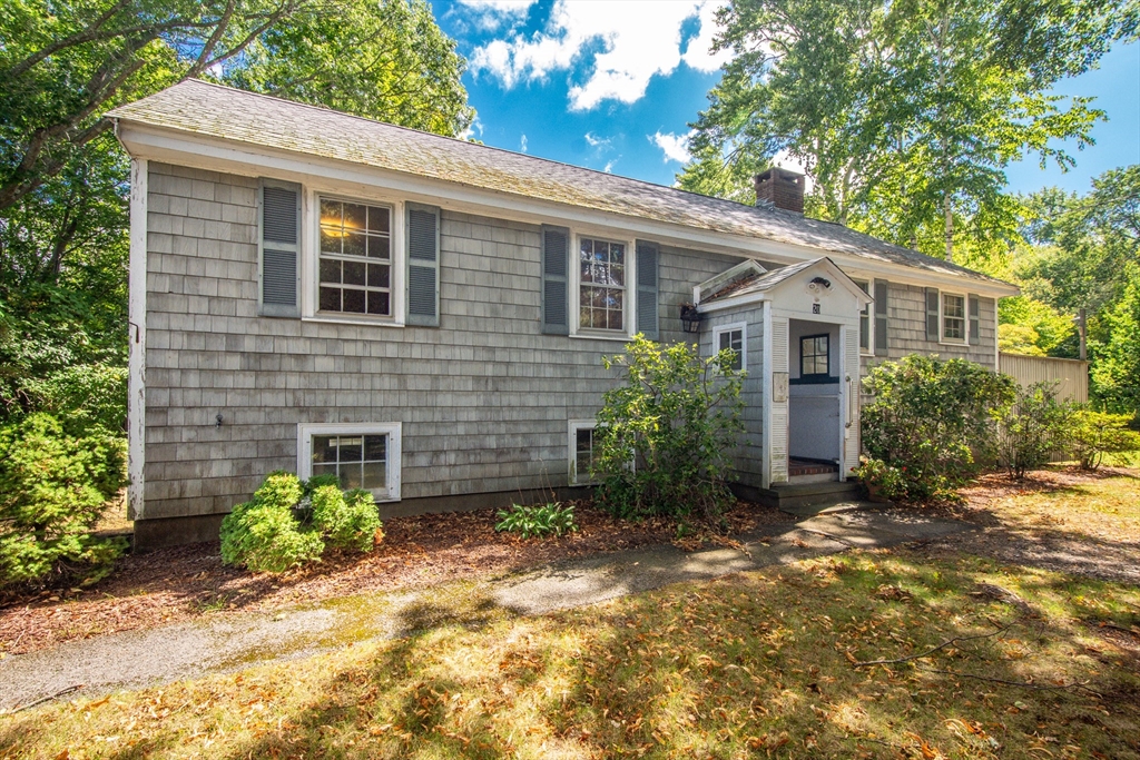 20 Tyler Rd in Beverly