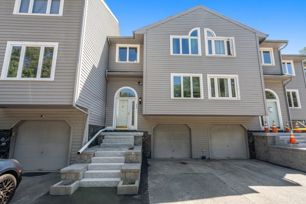 304 Erin Rd #304 in Stoughton
