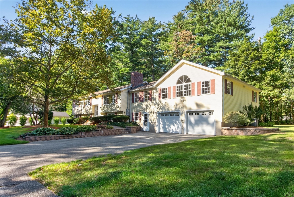 41 Buckingham Drive in Billerica