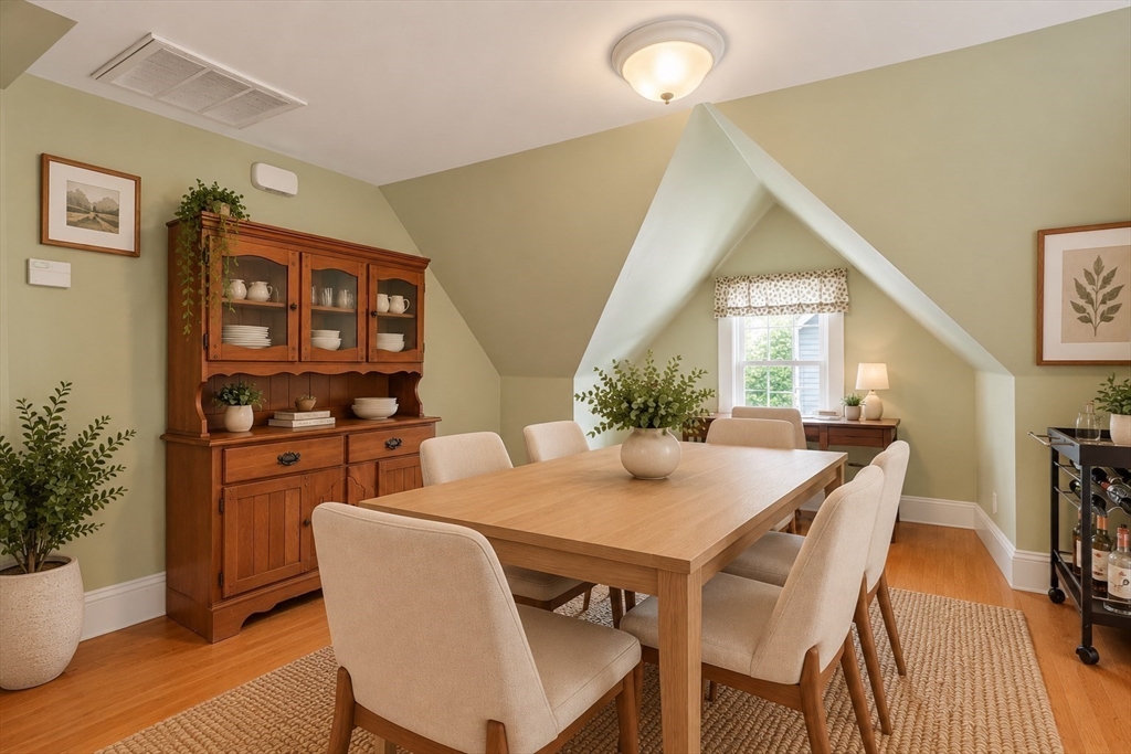 42 Cedar St #3 in Somerville