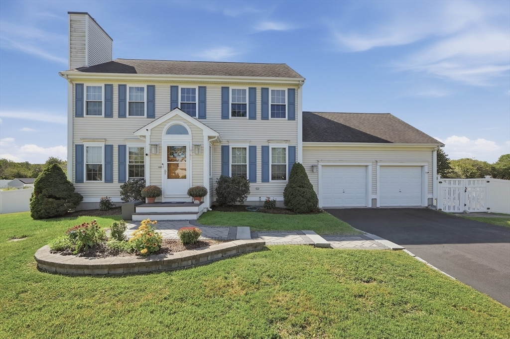 761 Council Oak Way in Dighton