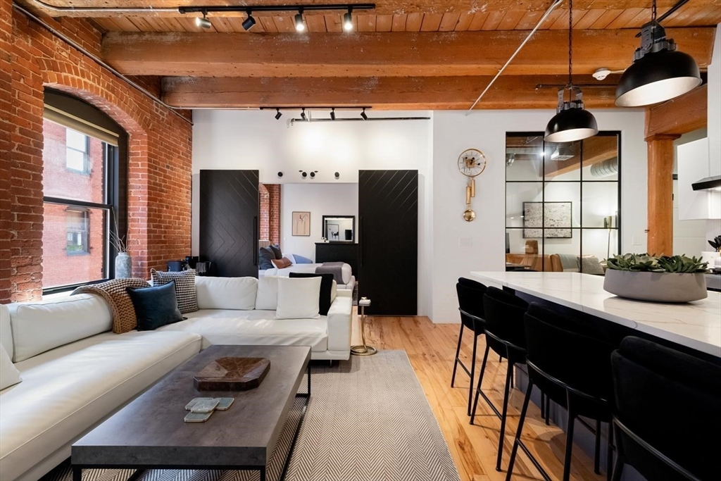 21 Wormwood St #422 in Boston
