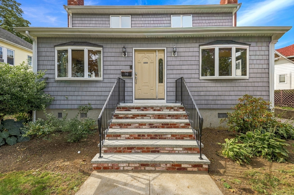 70 Hovey St in Watertown