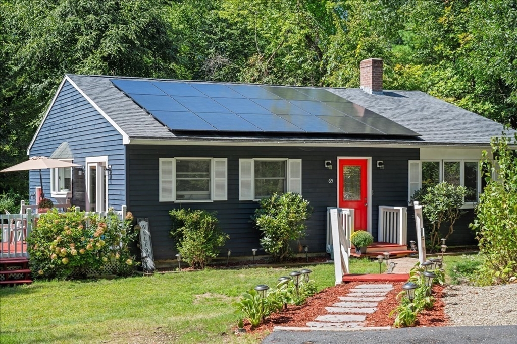 65 Carter Rd in Worcester