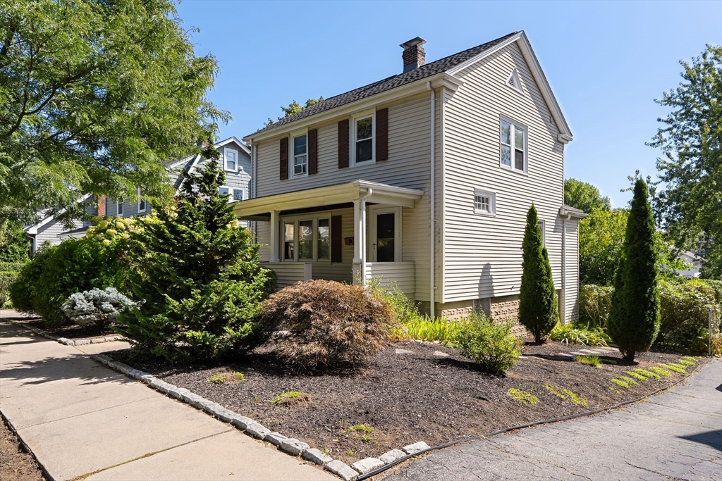 152 Mount Vernon St in Arlington