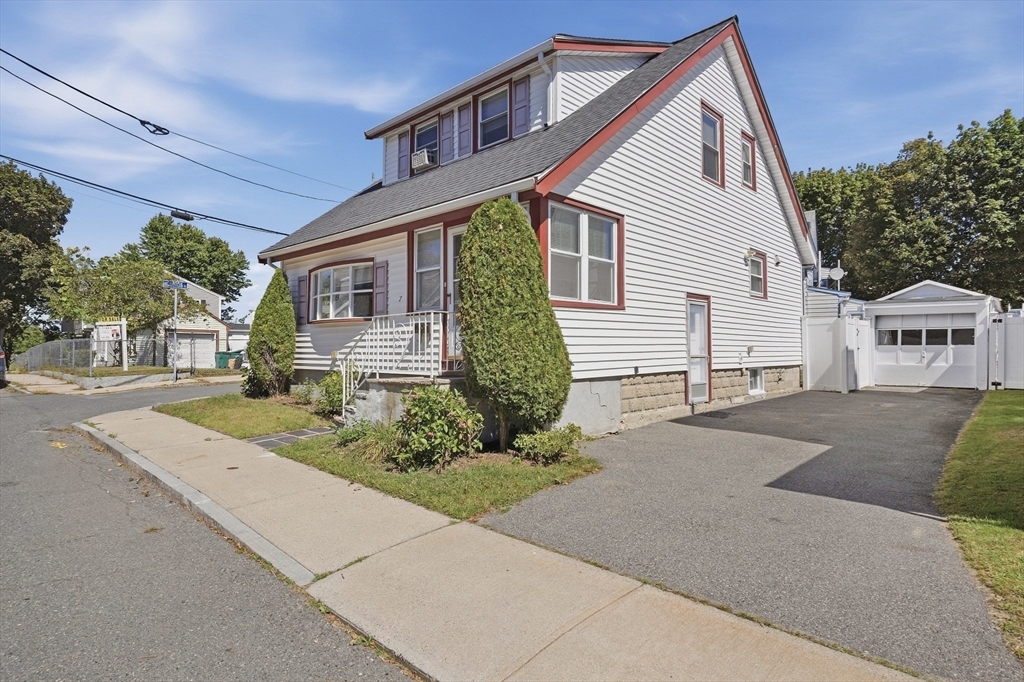7 Geneva Avenue in Lynn
