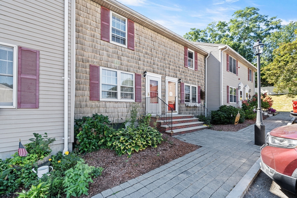 10 Oliver #C in Haverhill