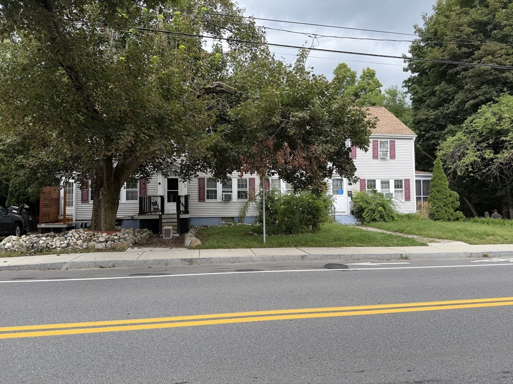 76 Main Street in South Grafton