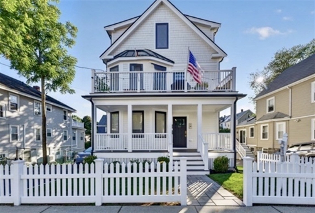66 Farquhar #1 in Roslindale