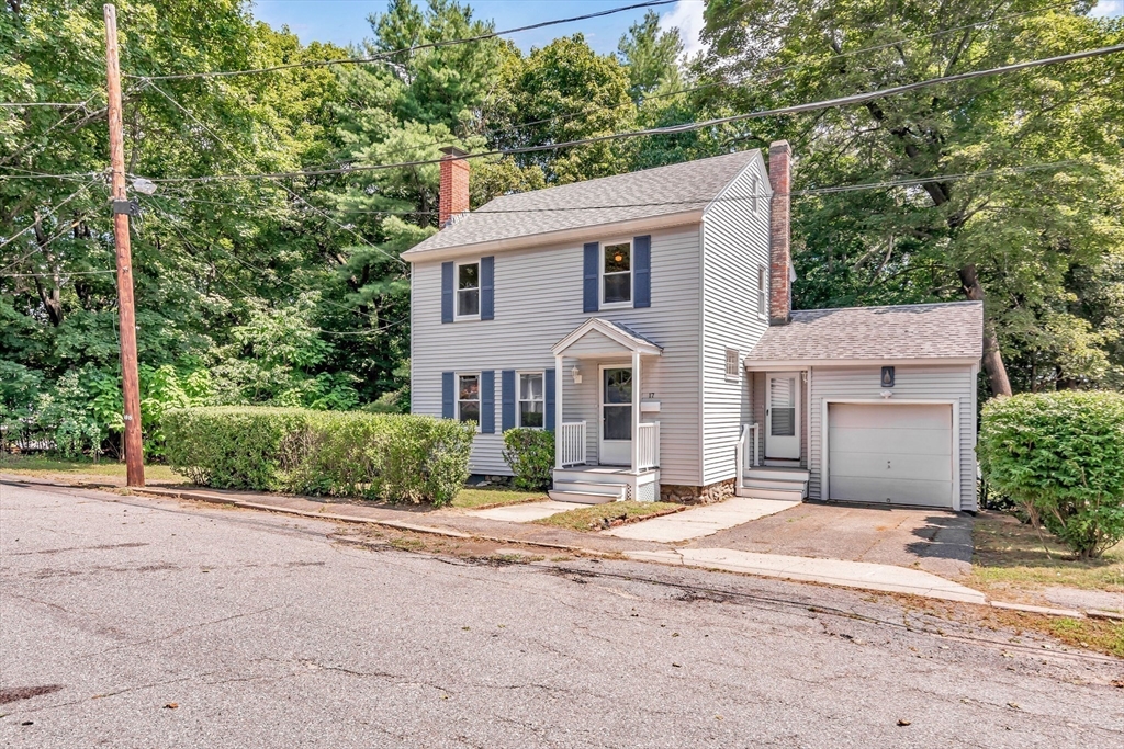 17 Windsor Street in Methuen