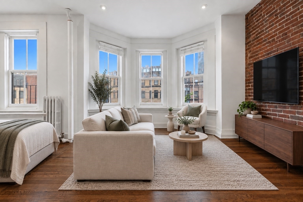 558 Columbus Ave #3F in Boston