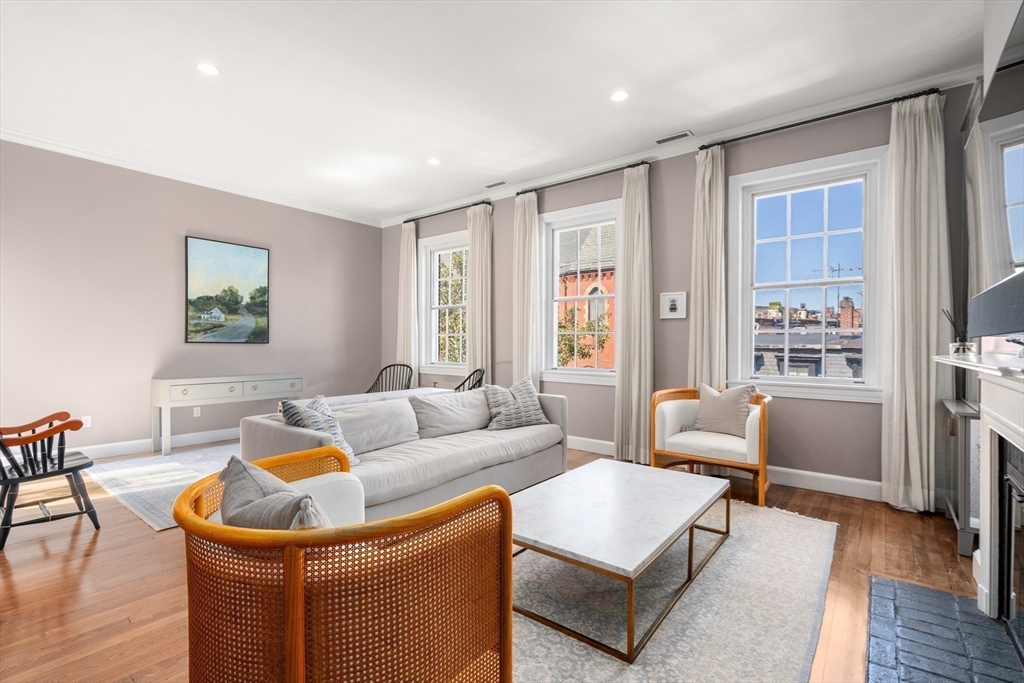 140 Mount Vernon #PH in Boston