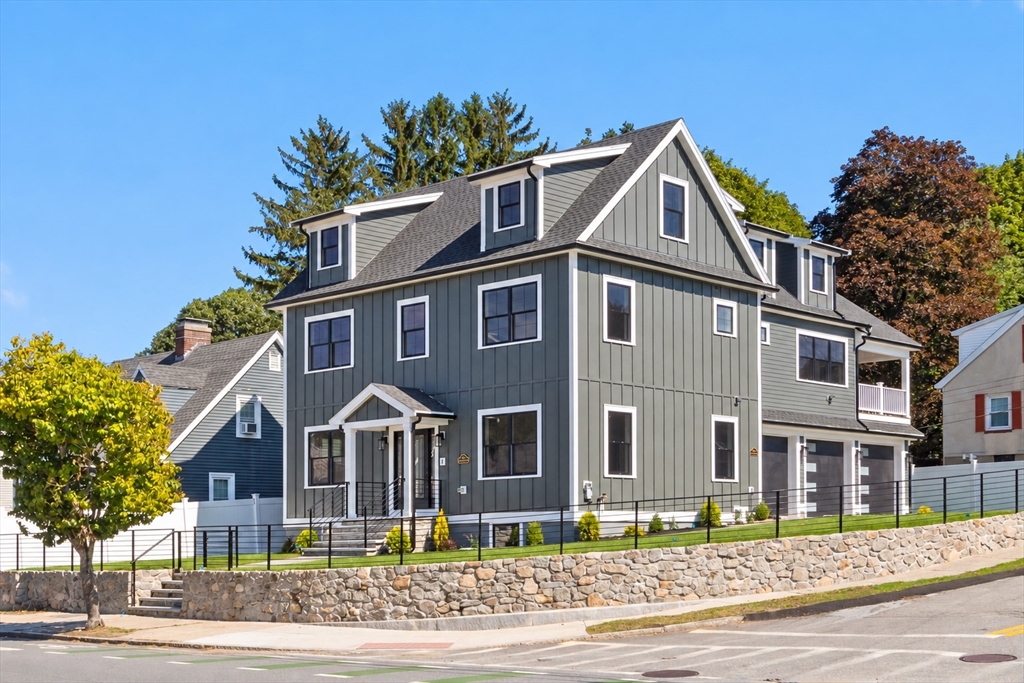595 Winthrop St in Medford