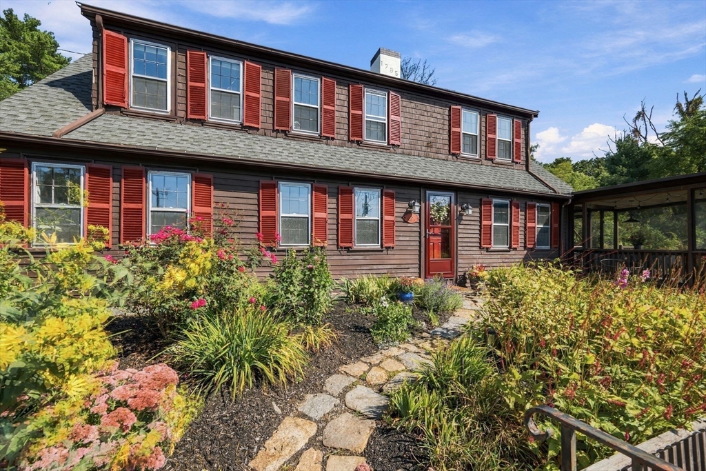 25 Concord St in Gloucester