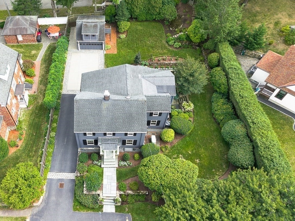 65 Crocker Road in Medford