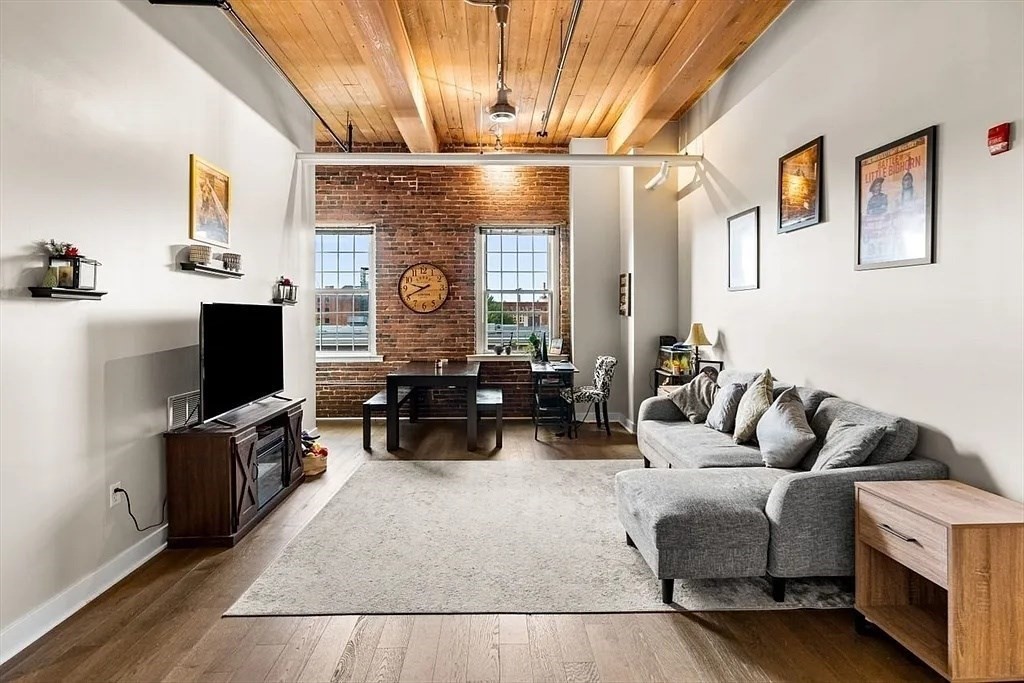130 John St #459 in Lowell