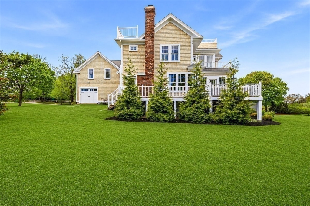 14 Bayberry Rd in Scituate
