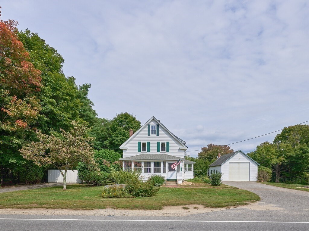 1903 Main St in Lancaster