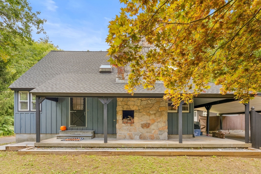 143 Hudson Rd in Stow
