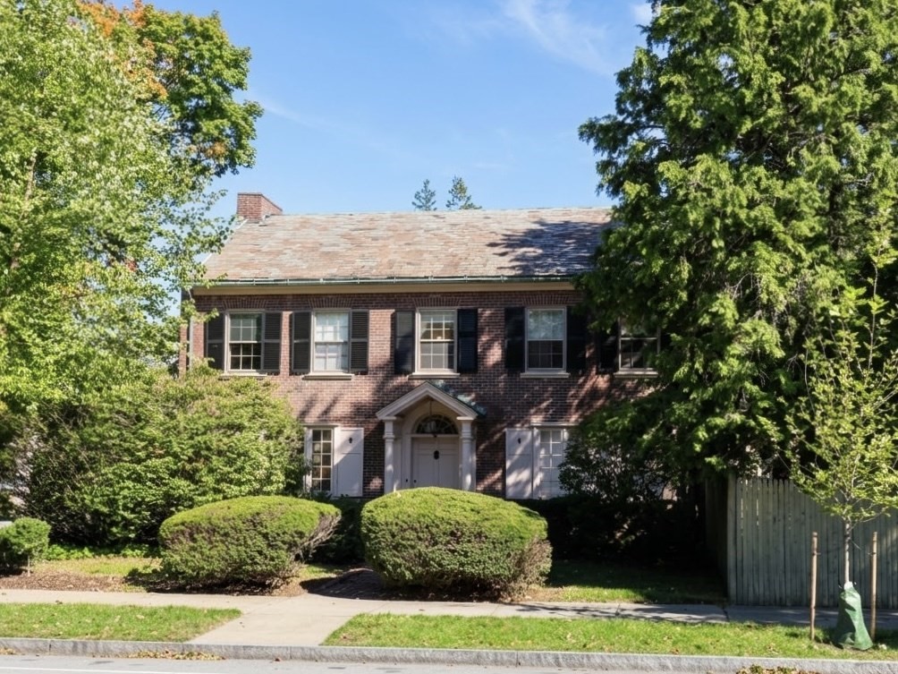 112 Russell St in Worcester