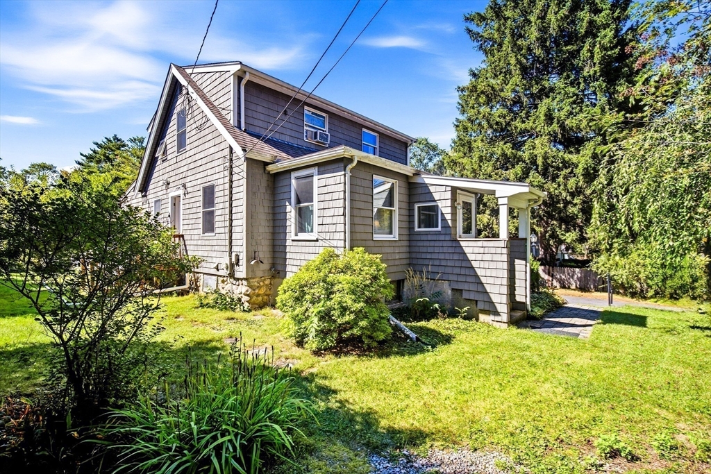 329 Sumner St in Norwood