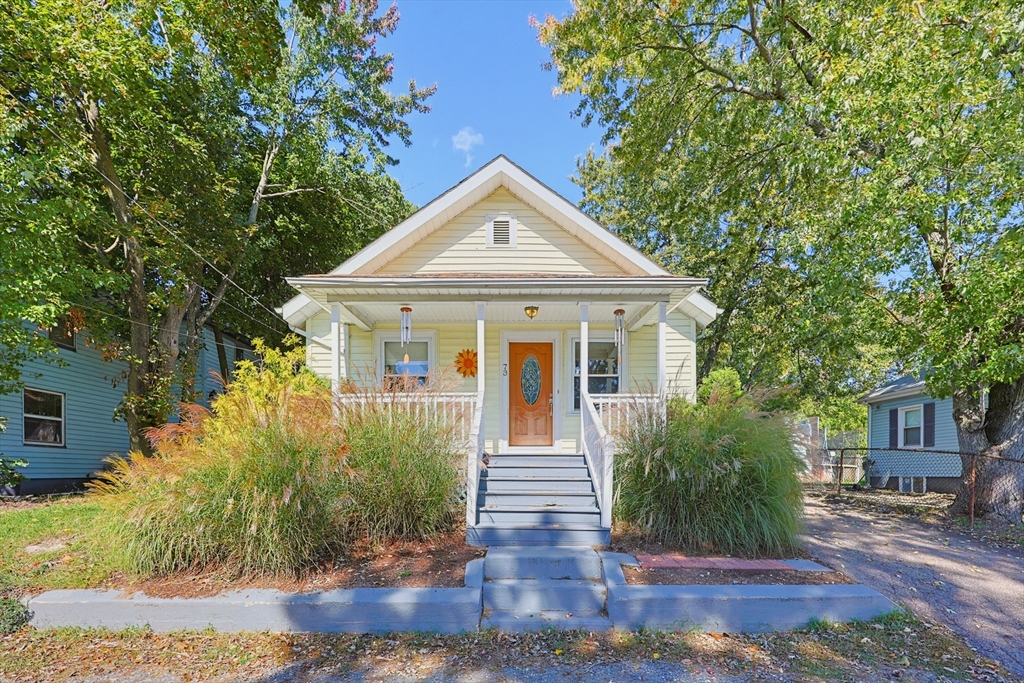 73 Turner St in Attleboro